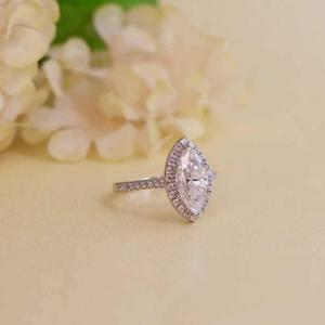 Anillo de Plata 925 con Moissanita, Corte Marquesa, Aspecto de Diamante VVS, Elegante Joyería de Compromiso para Regalo de Boda - Product Image 3