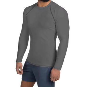 T-shirt de sport premium pour homme avec logo personnalisé, vêtements de sport performants pour la salle de sport et les séances de course - Product Image 1