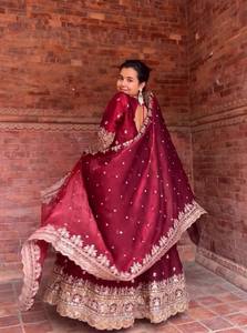 Heavy Embroidered Woven Velvet Banarasi Style Short <b>Top</b> Two Piece Lehenga Choli Set Dupatta Quick Dry for Wedding Party Women - Product Image 3