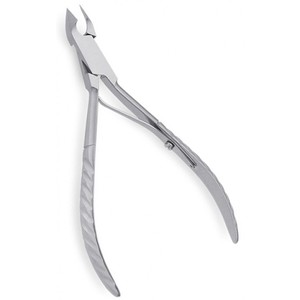 Pince à cuticules en acier inoxydable de qualité supérieure avec une conception de mâchoire de précision pour les techniciennes en onomathérapie, les salons de beauté et le soin personnel - Product Image 2