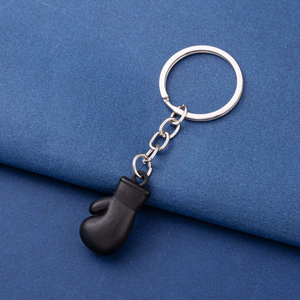 Nouveauté : Porte-clés personnalisé léger en acier inoxydable avec revêtement en cuir, idéal pour les amateurs de boxe - Product Image 4