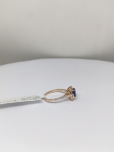 แหวนเพชรสีโรสโกลด์สำหรับสุภาพสตรีที่สง่างามมีเพชรที่ผ่านการรับรองจาก IGI - Product Image 3