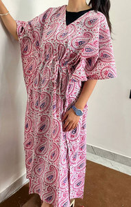 Vestido Kaftan Tradicional de Algodón Estampado con Corte Holgado y Cómodo para Usar Todo el Día - Product Image 2