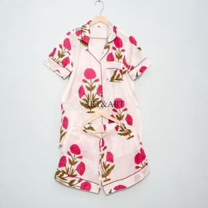 ชุดนอนผ้าฝ้ายหรูหราสำหรับผู้หญิง สไตล์โรแมนติก ใส่ได้ทุกฤดูใบไม้ผลิ ฤดูร้อน ฤดูใบไม้ร่วง ระบายอากาศได้ดี แห้งเร็ว เบาสบาย คอวี แขนสั้น เอวสูง - Product Image 4