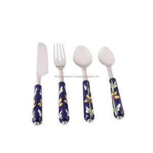 Juego de 3 cubiertos dorados con mangos de resina, aptos para uso alimentario, juegos de cubiertos de lujo para hoteles y restaurantes, aptos para lavavajillas. - Product Image 5