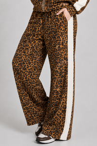 Pantalones deportivos originales con estampado de leopardo para mujer, pantalones deportivos suaves de primera calidad con tira lateral en contraste, temporada de invierno para ropa de mujer - Product Image 1