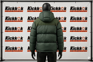 Chaqueta Acolchada con Capucha para Hombre de Alta Calidad, Estilo Urbano para Otoño e Invierno, Resistente al Viento, Transpirable, Hecha en Pakistán, con Logotipo Frontal - Product Image 3