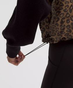 Custom <b>Women</b> Bubble Puffer <b>Vest</b> Sleeveless <b>Winter</b> Down <b>Vest</b> Plain Zip Up Outerwear - Product Image 2