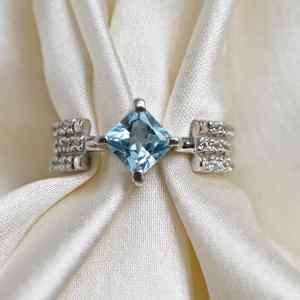 Anillo de Topacio Azul Natural con Corte Princesa, Plata de Ley, Elegante y Lujoso, Regalo de Aniversario de Bodas para Mujer - Product Image 1