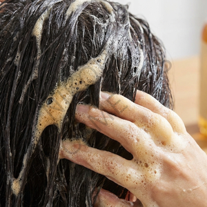 Shampoo anti-chute de cheveux, shampooing fortifiant anti-chute pour cheveux faibles et abîmés, soin de croissance des cheveux, traitement capillaire à base de plantes unisexe - Product Image 4