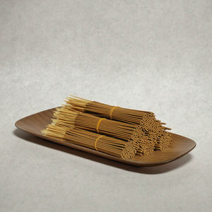 Práctico Mini Quemador de Incienso de Madera de Ébano para Aromaterapia en Interiores, Incienso de Agarwood con Aroma a Jengibre para Uso Religioso - Product Image 5