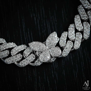 Collar de Cadena Cubana con Mariposa Iced Out, Bañado en Rodio, con Moissanita Engastada en Bisel, Gargantilla Bling, Cadena de Eslabones de Plata 925, Unisex, Estilo Hip Hop - Product Image 2
