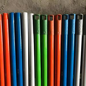 Manche de balai en bois GMEX 123 cm, pelle à poussière en PVC écologique, poils durs en plastique pour le nettoyage du jardin et des sols - Product Image 1