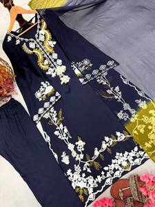Conjunto de Kaftán de Rayón Satinado Reglance, Bordado Floral, Cuello en V, Manga Larga, Largo hasta el Tobillo, Elegante para Fiestas - Product Image 1