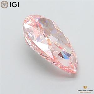 เพชร CVD ที่ได้รับการรับรองจาก IGI น้ำหนัก 4.00 กะรัต รูปทรงลูกแพร์ สีชมพูสดใส ระดับความสะอาด VS2 เหมาะสำหรับเป็นจุดศูนย์กลางที่โดดเด่น - Product Image 3