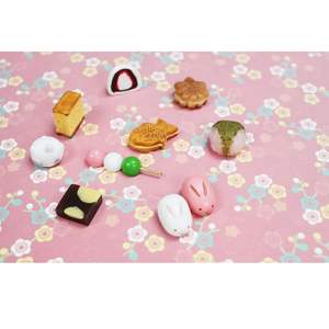 Aimants en polyrésine faits à la main, échantillons de nourriture japonaise Wagashi, mini-bonbons réalistes, design zen asiatique, plateaux décoratifs - Product Image 1