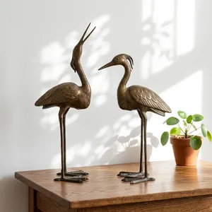 Paire de figurines de grue en bronze faites à la main, finition patinée, sculpture animale minimaliste, décoration de table, présentation pour salon - Product Image 2