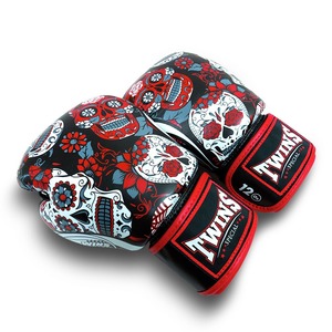 Guantes de MMA de Cuero Premium con Estampado, Agarre Ergonómico, Acolchado Grueso, Logotipo Personalizado, Producto para Entrenamiento y Combate de Boxeo Twins - Product Image 6