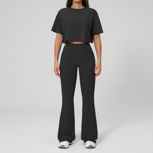 Ensemble de yoga deux pièces bleu, pantalon taille haute évasé, haut court à manches courtes col rond, respirant, en spandex, taille élastique, pour le fitness - Product Image 2