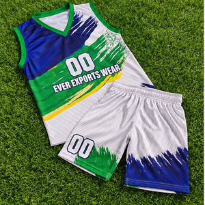 Ensemble de maillots et shorts de basketball personnalisés blancs, verts et bleus pour équipes scolaires, de club et de ligue – Tenue de club - Product Image 1