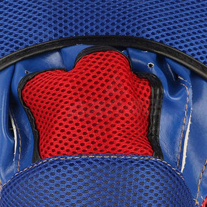 Fabriqué avec les meilleurs matériaux, le Focus Pad offre une prise en main confortable et un Focus Pad de qualité supérieure pour les activités d'entraînement régulières. - Product Image 6