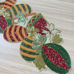 Handmade Embroidered Fabric Customized Luxury Eco-Friendly Durable Lightweigh Table <b>Runner</b> <b>Green</b> Leaf Design Decorative Mat - Product Image 1