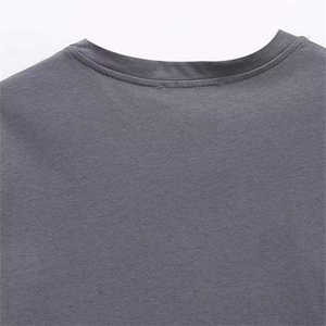 Camiseta con Estampado Gráfico Elegante para Hombre y Mujer, Cuello Redondo de Algodón Suave, Uso Diario Informal, Proveedor OEM, Camisetas con Diseños Gráficos Personalizados - Product Image 6