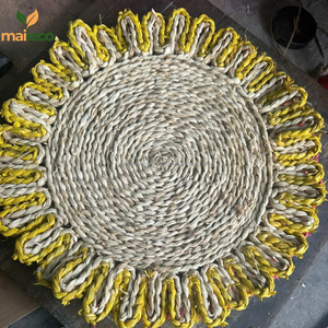 ชุดแผ่นรองจานเปลือกข้าวโพดแบบโบฮีเมียนออกแบบได้ตามต้องการโต๊ะรับประทานอาหารทำจากแก้วเป็นมิตรกับสิ่งแวดล้อมเสื่อสำหรับห้องครัวที่สะดุดตา - Product Image 4