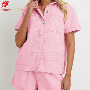 Ensemble de shorts en jean pour femmes de haute qualité, tissu confortable et flexible, tenue élégante en deux pièces pour les voyages, les loisirs et les tenues d'été - Product Image 5
