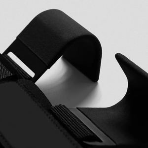 Crochets de musculation en néoprène avec sangles de poignet souples pour tractions, soulevés de terre et entraînement - Product Image 5