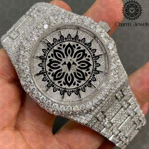นาฬิกาข้อมือแฟชั่นหรูสำหรับผู้ชาย Charm Men ตัวเรือนสแตนเลส ขอบหน้าปัดประดับเพชร ระบบกลไกอนาล็อก ปุ่มกดเปิดฝาหลังแบบซ่อน สายขนาด 20 มม. ขนาดตัวเรือน 40 มม. - Product Image 3