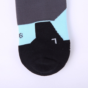 Quality Crew Basketball Customizable <b>Socks</b> for Men Youth <b>Breathable</b> Anti-Bacterial Cotton Sports <b>Socks</b> Custom Embroidery Logo - Product Image 5