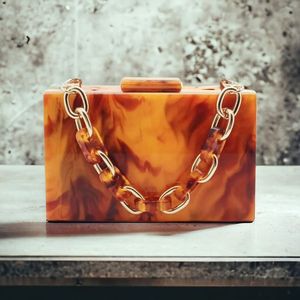 Bolso de Mano Elegante de Resina para Mujer, Estilo Moderno, para Fiestas, Decoración y Artículos de Mesa - Product Image 4