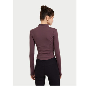 Ensemble de sport pour femme personnalisé couleur unie, en Spandex/Polyester haute performance, extensible dans les quatre sens, comprenant un soutien-gorge de sport et un legging, pour l'entraînement et les activités sportives - Product Image 3