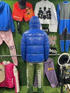 Blouson matelassé bleu brillant personnalisé OEM 2026 & streetwear – Qualité supérieure, design original, fabrication en gros disponible - Product Image 2