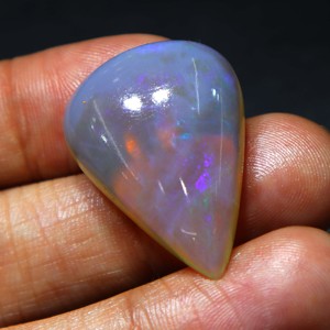 โอปอลธรรมชาติจากออสเตรเลีย โอปอลคูเบอร์เพดีแบบเม็ดเดี่ยว สีฟ้าไฟ งานแฮนด์เมดสำหรับทำเครื่องประดับ - Product Image 3