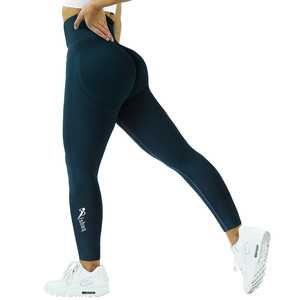 Leggings sans couture pour femmes, effet froncé fessier, pour le sport et la gym, de fabricant de vêtements - Product Image 5