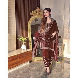 Conjunto superior e inferior de mujer de diseñador con Dupatta para ropa de fiesta - Product Image 5