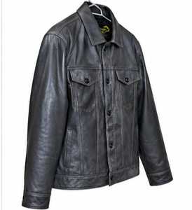 Chaqueta de Cuero Gris para Hombre ChampKing con Cierre de Botones - Product Image 6