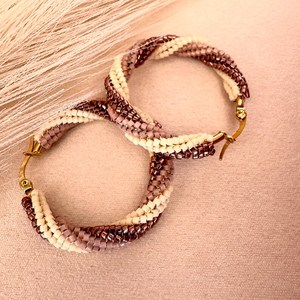 Pendientes de aro con cuentas, joyería retorcida hecha a mano, pendientes de aro bohemios elegantes, accesorios de moda para mujer, fabricación de joyas con estilo - Product Image 3