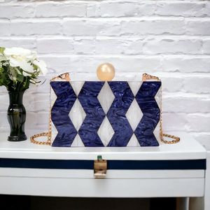 Bolso de Mano de Resina con Cristales de Diseño para Fiestas Nocturnas para Damas - Product Image 5