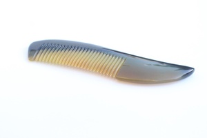 Peine de cuerno de búfalo natural hecho a mano para el crecimiento del cabello y anticaspa, hecho con cuerno para mujer, regalo para ella, regalo para el Día de la Madre - Product Image 5