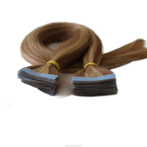 Besoin d'une longueur rapide ? Nos extensions de cheveux à bandes adhésives s'intègrent parfaitement, restent bien fixées et sont confortables toute la semaine. - Product Image 2