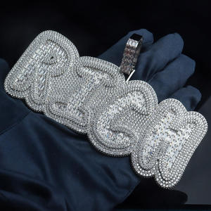 จี้ห้อยคอแบบฮิปฮอป CONCEPTION Iced Out ตัวอักษรแบบกำหนดเอง เงินแท้ 925 ชุบทอง 14k จี้ห้อยคอแบบกำหนดเองได้ ชื่อ/หมายเลข/โลโก้ จี้เพชรโมอิสซาไนต์ - Product Image 2