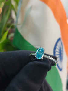 Bague de fiançailles élégante en or blanc avec diamant bleu taille ovale de luxe pour femme – Design personnalisé raffiné, style premium, idées cadeaux - Product Image 3