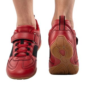 Chaussures de karaté respirantes à semelle en caoutchouc, avec sangle large à la mi-piètement et texture multi-épaisseurs pour le sparring - Product Image 1