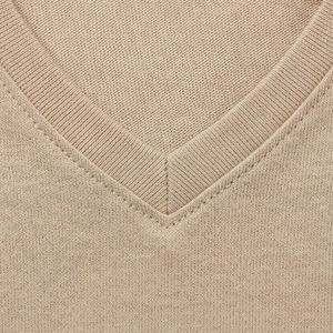 เสื้อยืดแขนยาวผ้าฝ้ายเนื้อนุ่มคุณภาพพรีเมียมสำหรับผู้หญิง สกรีนโลโก้ได้ ระบายอากาศ แห้งเร็ว รับสั่งทำตามแบบ - Product Image 4