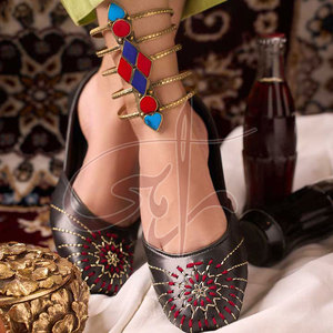 รองเท้าส้นกลางหนังแท้คุณภาพสูงน้ำหนักเบากันน้ำออกแบบได้ตามต้องการเทรนด์แฟชั่นใหม่ทำด้วยมือ khussas ทุกฤดูกาล - Product Image 3