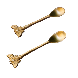 Cuillère à dîner en laiton doré poli, à long manche, faite à la main, avec motif en relief, résistante au lave-vaisselle, pour la table, les soupes et les mariages - Product Image 3