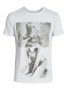 เสื้อยืดผู้ชายคุณภาพสูง ผลิตจากผ้าฝ้าย 100% ซักได้ ไม่เป็นขุย เป็นมิตรต่อสิ่งแวดล้อม พร้อมลายพิมพ์ซิลค์สกรีนแบบกำหนดเอง แขนสั้น - Product Image 5